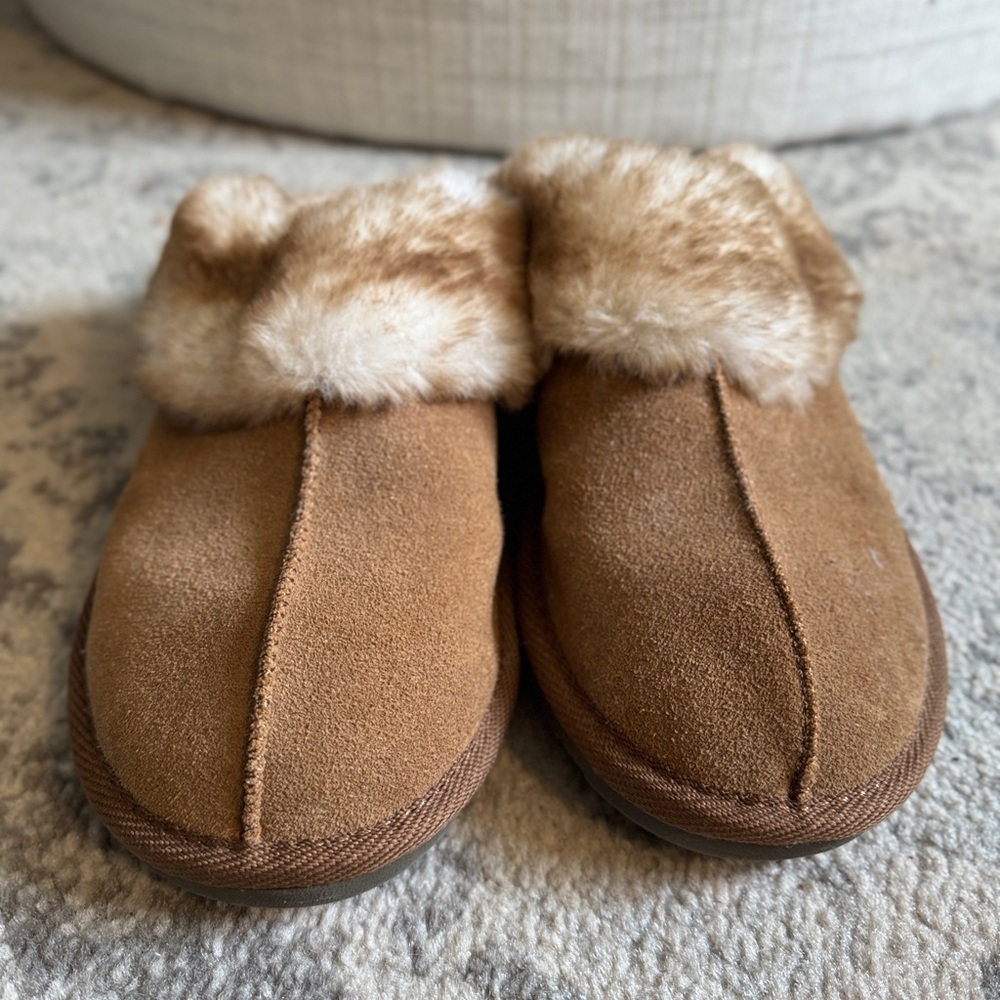 Stars Above Sz 9 Brown Fur-Lined Slip-On Slippers